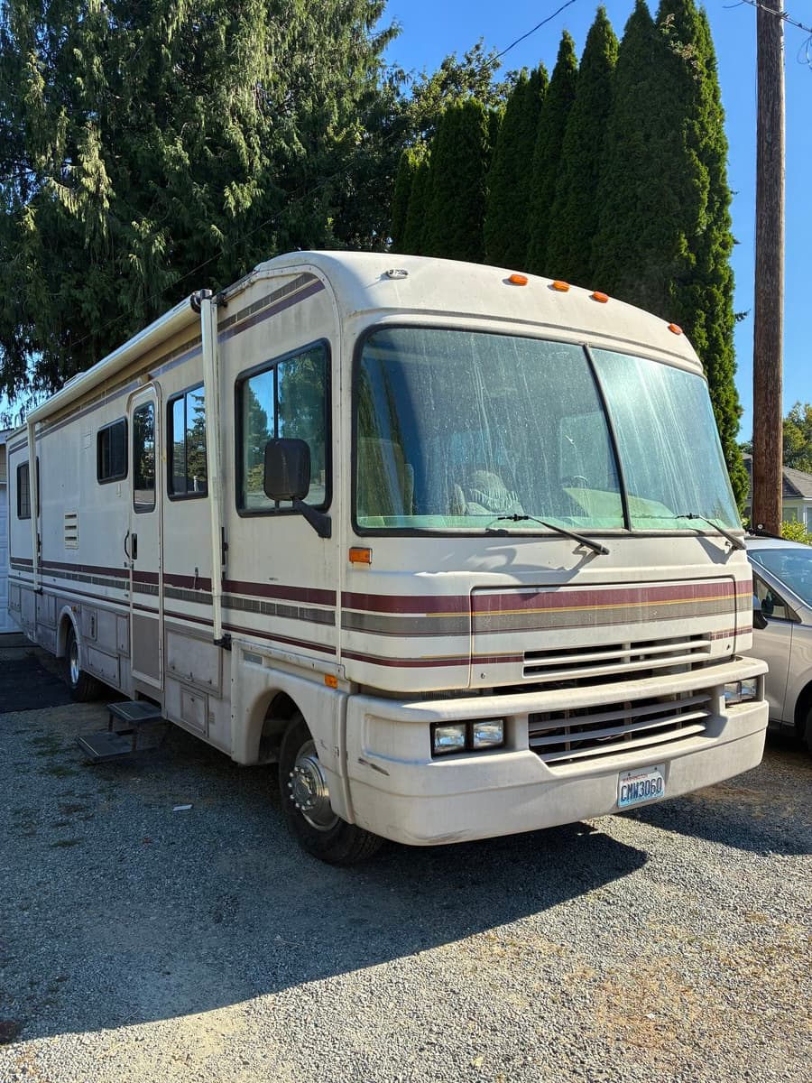 Class A motorhome before wash and wax