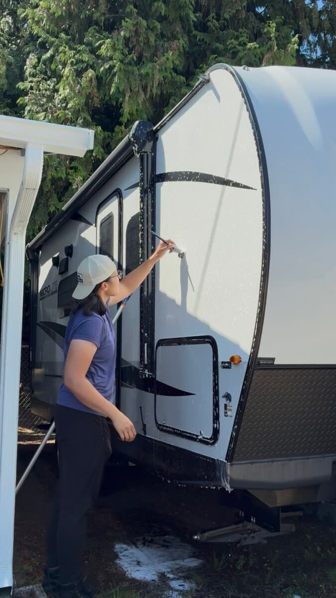 Applying synthetic protectant to an RV exterior